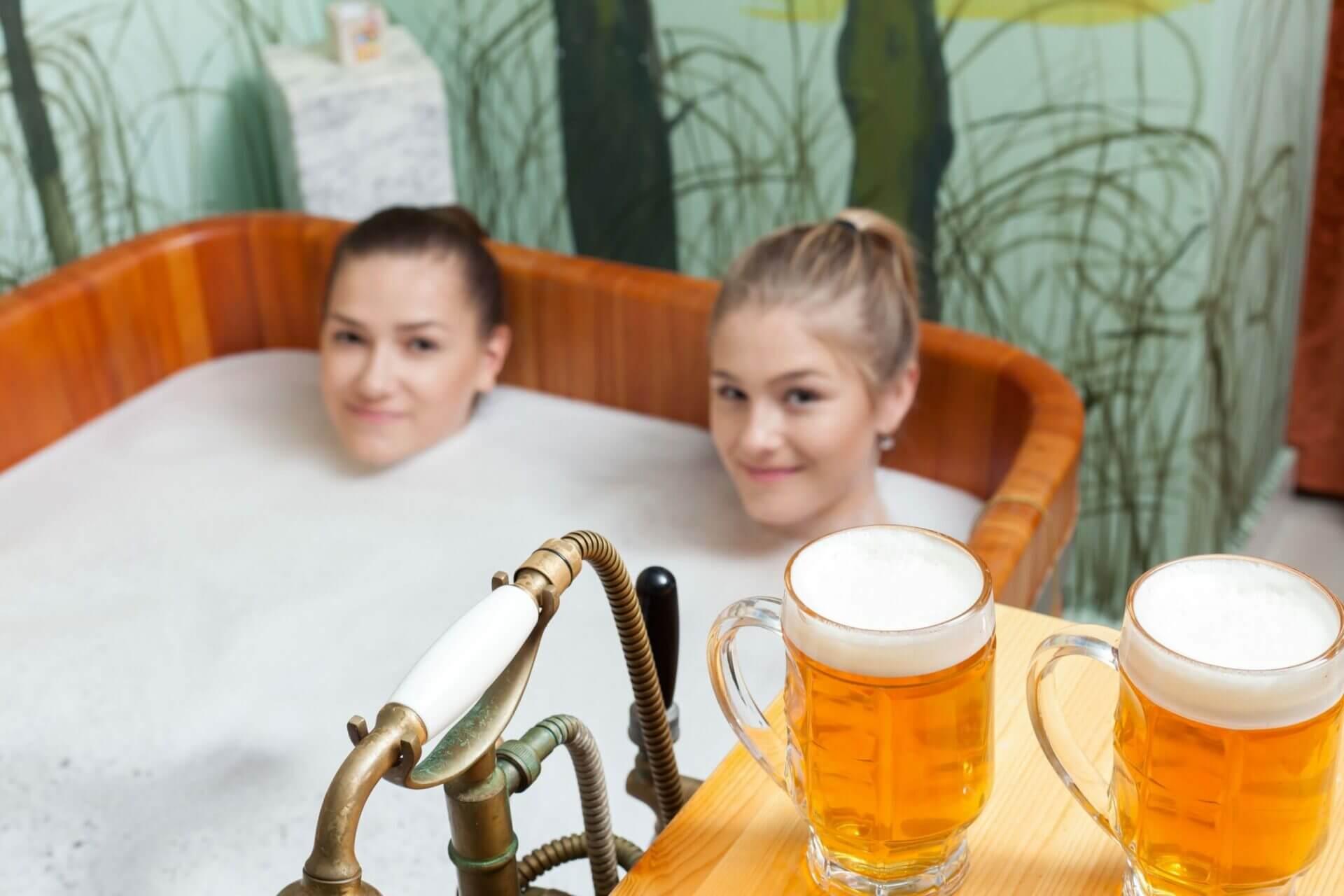 Top 5 Bubble Bath and Beer Pairing this Summer - TOA Waters
