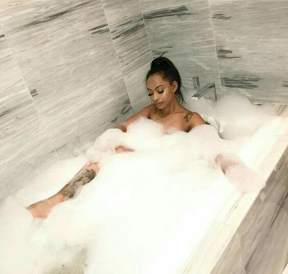7 Steps to Create the Perfect Bubble Bath Experience