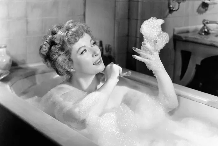 Vintage Bubble bath photo of lady taking a bubble bath. Photo: Vintage Images/Getty Images